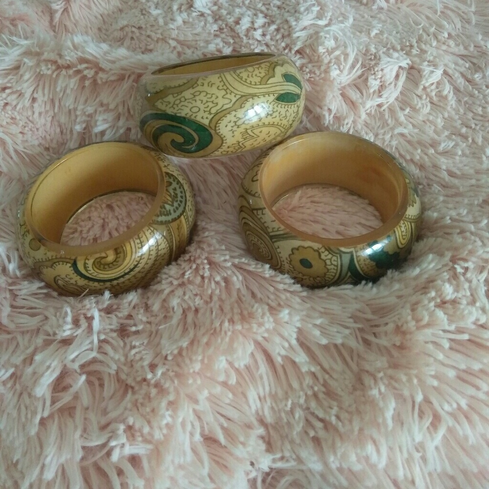 Bangles